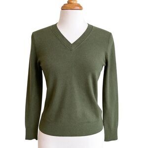 Banana Republic Sweater Womens Medium Merino Wool V Neck Pullover Lightweight